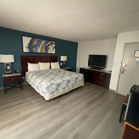 Portside Inn & Suites-3