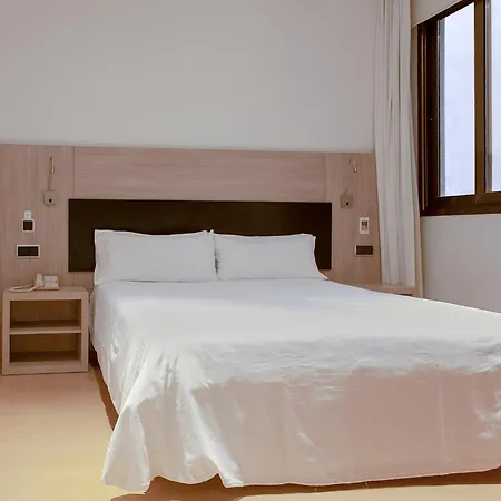 Hotel Lleo-3