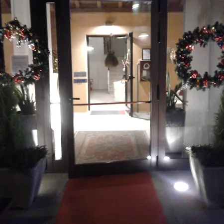Hotel La Rosta-3