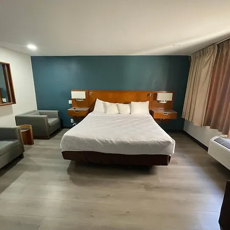 Portside Inn & Suites-2
