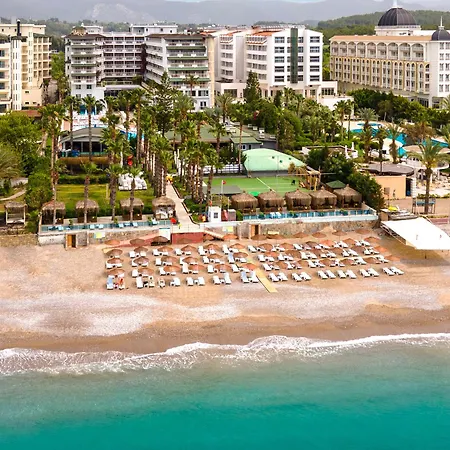Holiday Park Resort-2