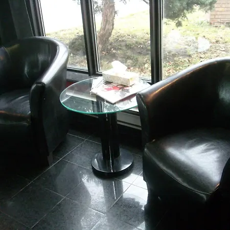 Grand Motel Saint-Hubert-3
