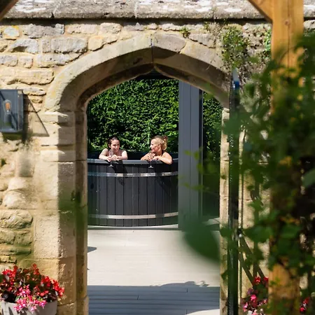 Ellenborough Park-3