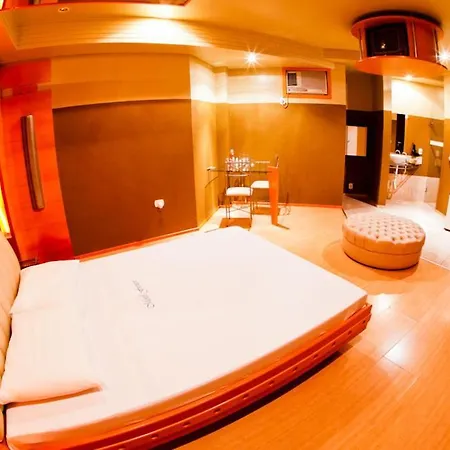 Frenesi Motel Rondon-2