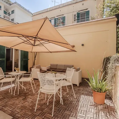 Residenza Scarlatti Napoli-2