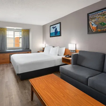 Microtel Inn & Suites By Wyndham Ann Arbor-3