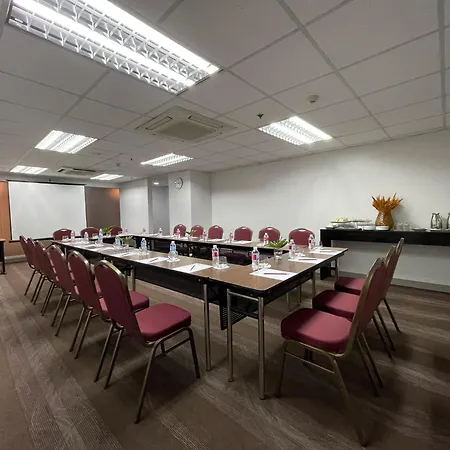 Go Hotels Plus Mandaluyong-2