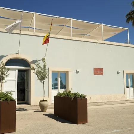 Boutique Hotel Molo Santa Lucia-2