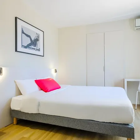 B&B Hotel Antibes Juan-Les-Pins-3