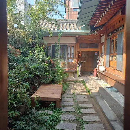 Gongsimga Hanok Guesthouse-3