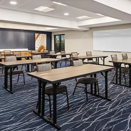 Fairfield By Marriott Inn & Suites Cedar Rapids North-3
