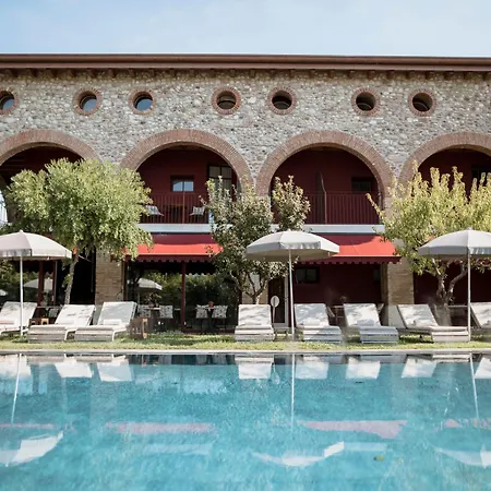 Le Greghe Suites-3