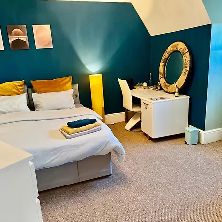 Upton Country Park Guest House-2
