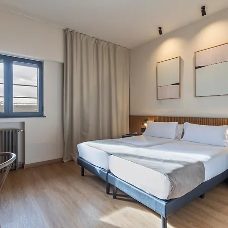 Hotel Acta Madfor-2