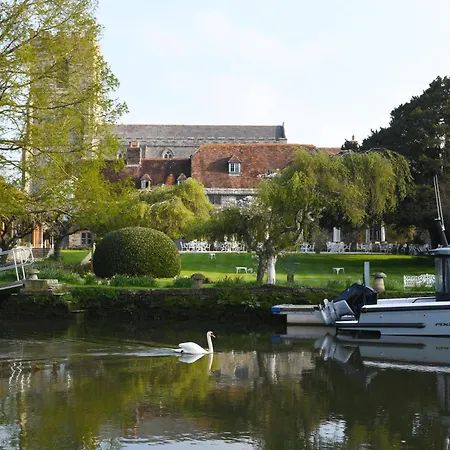 Priory Wareham-3
