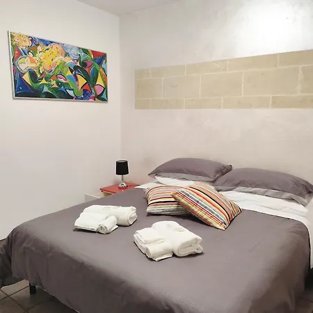 White Suite B&B-2