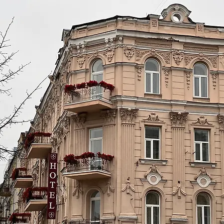 Royal Grand Hotel-2