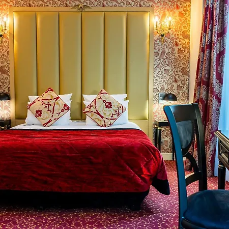 Hotel De L'Empereur By Malone-3