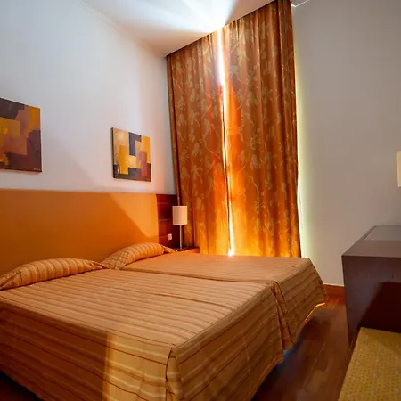 Hotel Apartamentos Geres Ribeiro-3