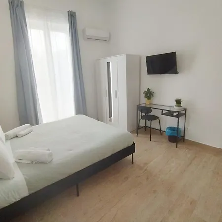 Basile Rooms-3