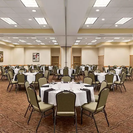 Country Inn & Suites By Radisson, Mankato Hotel And Conference Center, Mn-2