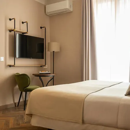 Honest Sevilla Hotel-3