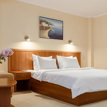 Black Sea Hotel Kyiv-2