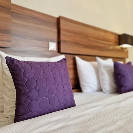 Warsaw Plaza Hotel-3