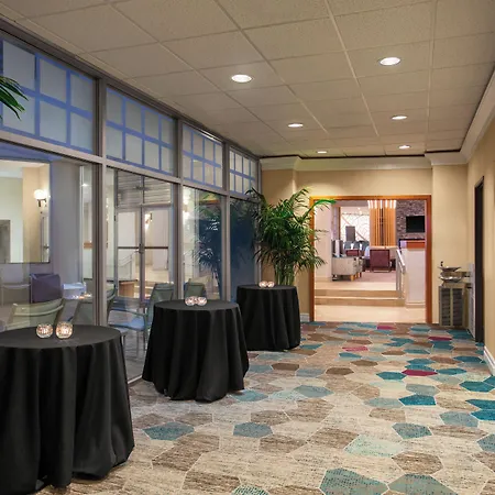 Ac Hotel By Marriott Portland Lake Oswego-3