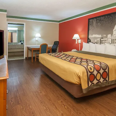 Super 8 By Wyndham Little Rock/Otter Creek-2