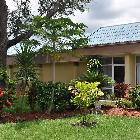 Ramada By Wyndham Cocoa-3