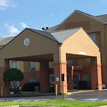 Red Roof Inn Plus & Suites Vicksburg-2