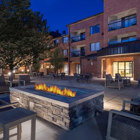 Courtyard By Marriott Boulder Broomfield-3