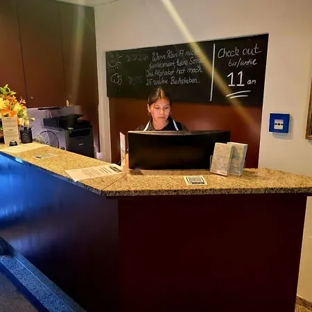 Hotel Christina-3