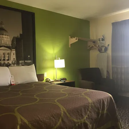 Super 8 By Wyndham Muncie/Ball St. College Area-2