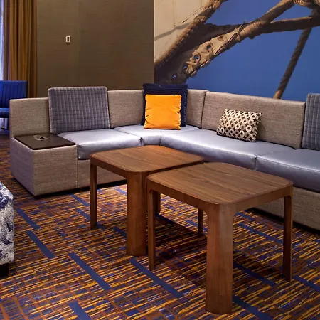 Courtyard By Marriott Baltimore Downtown Inner Harbor-2