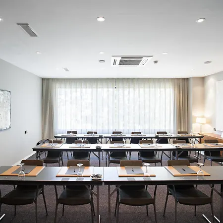 Ac Hotel Huelva By Marriott-3