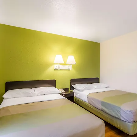 Motel 6-Green Bay, Wi-2
