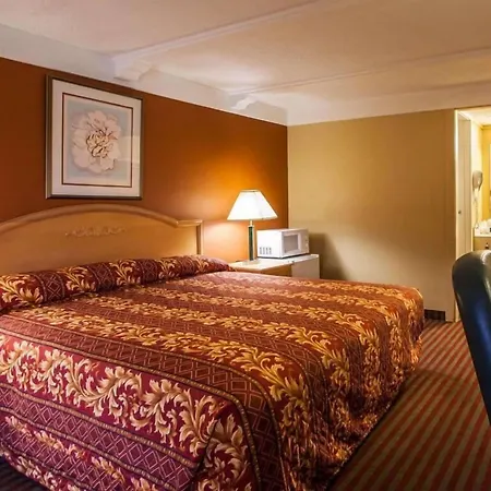 Relax Inn Saint Charles-2