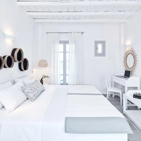 Mr And Mrs White Paros-2