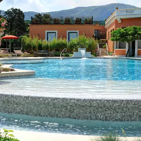 Grand Hotel Royal-2