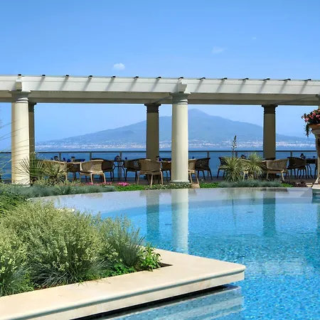 Grand Hotel Royal-3