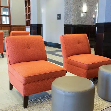 Drury Inn & Suites Cincinnati Sharonville-2