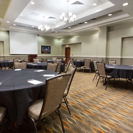 Drury Inn & Suites Cincinnati Sharonville-3