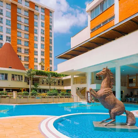 Moevenpick Hotel & Residences Nairobi-3