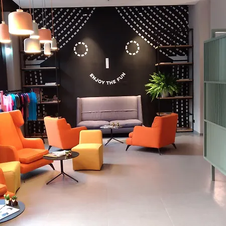 The Poet Hotel-2