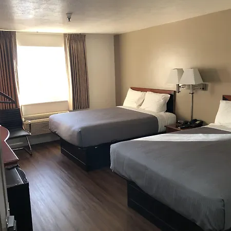 Ameri-Stay Inn & Suites-2