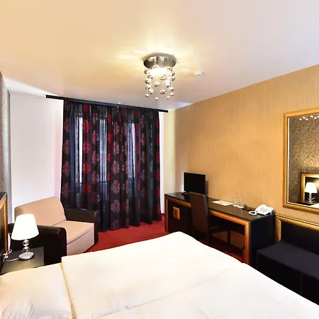 Hotel Elegance-2