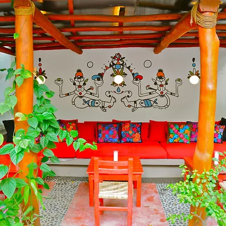 Villa Mercedes Petit Hotel-Adults Only-2