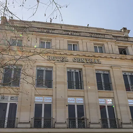 Hôtel Central-2